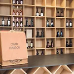 Ξενοδοχείο Akademis - Fit 4*