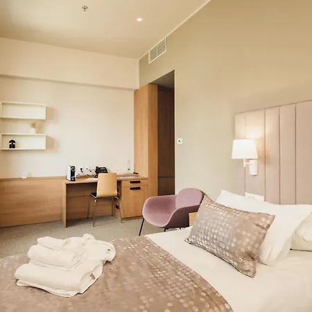 Hotell Akademis - Fit 4*