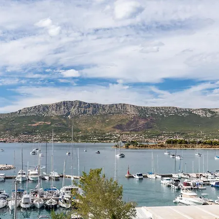 Akademis - Fit Hotell 4*