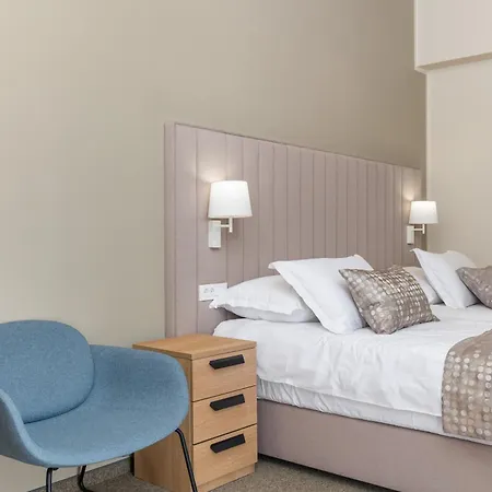 Hotell Akademis - Fit 4*