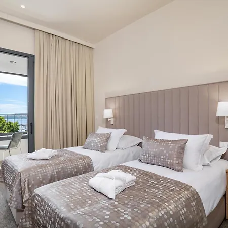 Akademis - Fit 4* ספליט