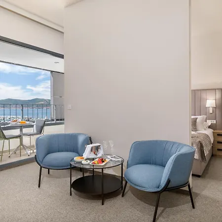 Hotel Akademis - Fit