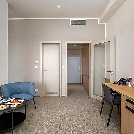 Akademis - Fit 4* Spalato