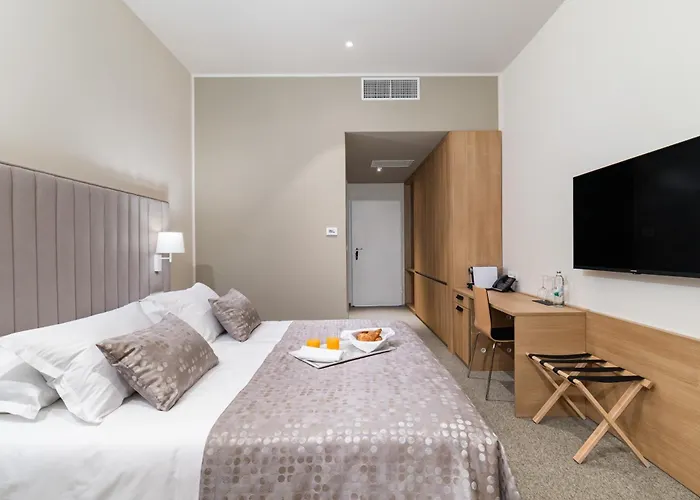 Akademis - Fit 4* スプリト